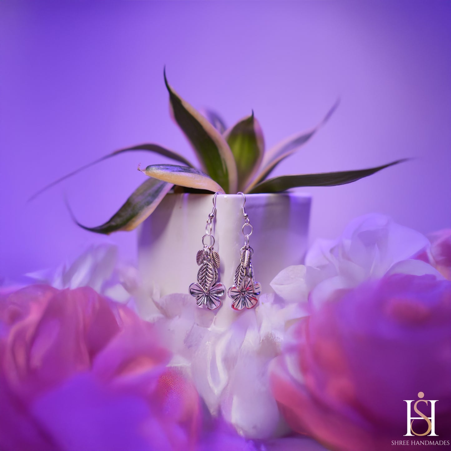 EARINGS