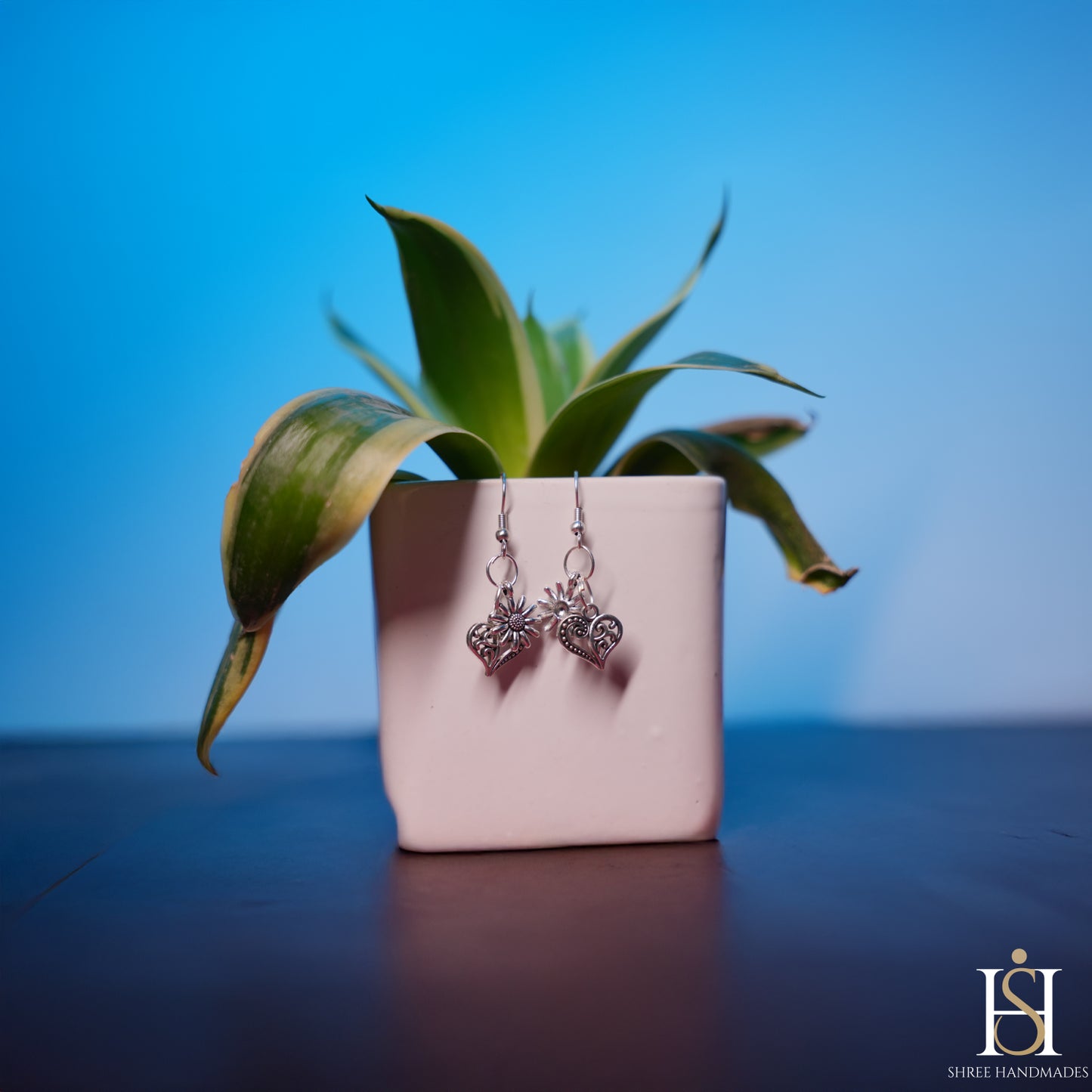 EARINGS
