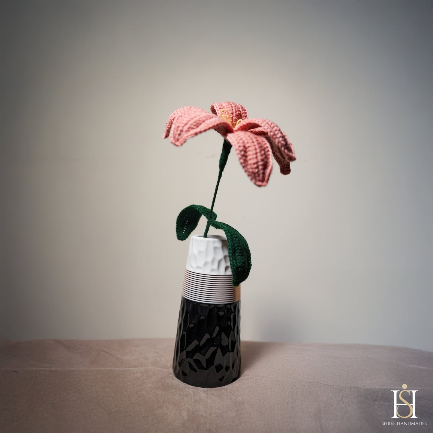 LILY PINK