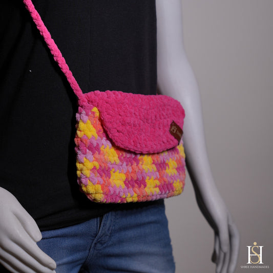 HANDBAG WITH FLAP PINK MULTI