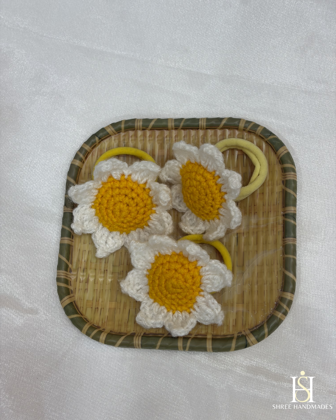 Daisy Rubber Band