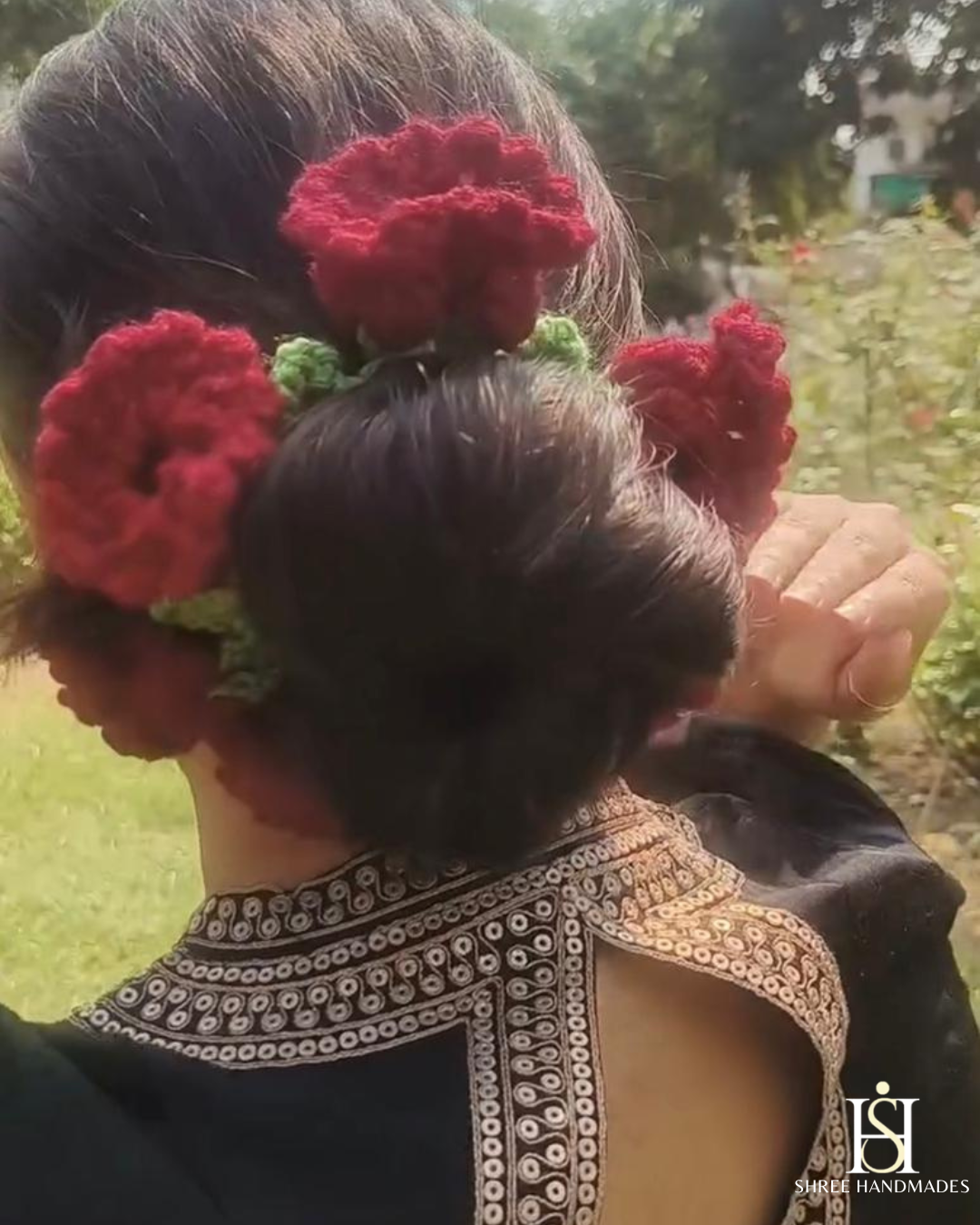 Floral Gajra Scrunchie