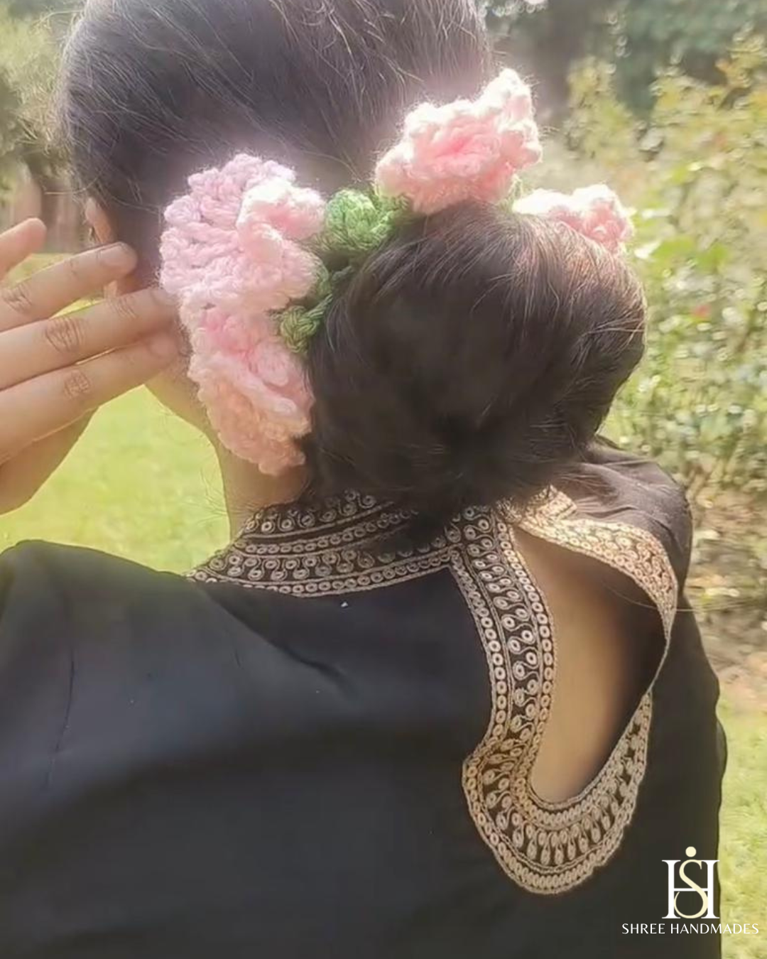 Floral Gajra Scrunchie