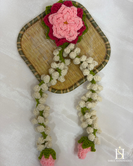 Lotus Gajra Clip